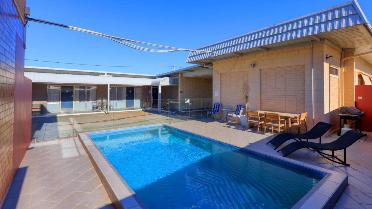 Silver Haven Motor Inn Broken Hill Eksteriør billede
