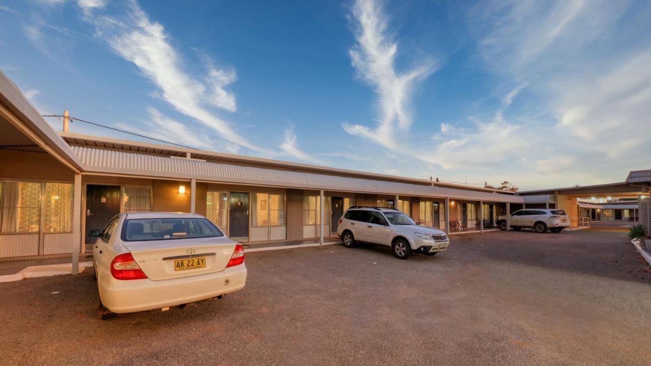 Silver Haven Motor Inn Broken Hill Eksteriør billede