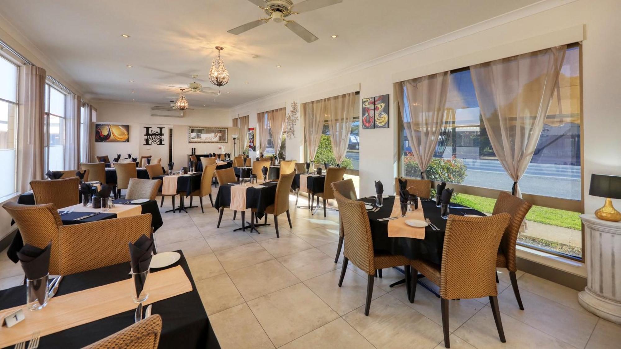Silver Haven Motor Inn Broken Hill Eksteriør billede
