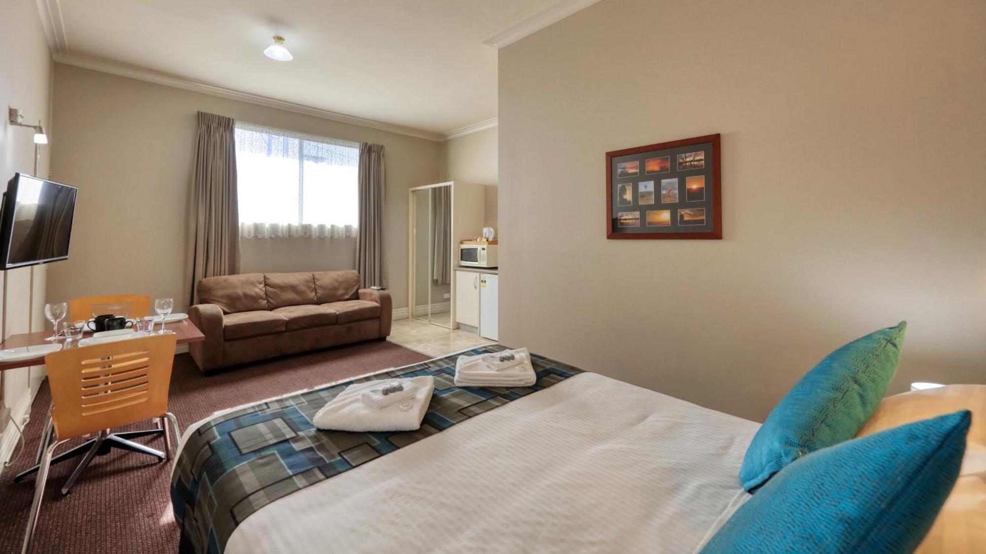 Silver Haven Motor Inn Broken Hill Eksteriør billede